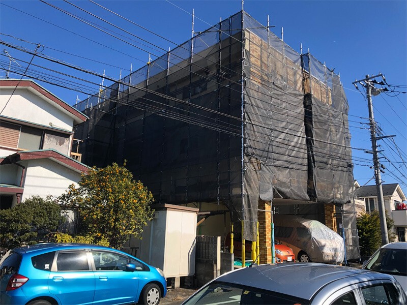 横浜市青葉区あざみ野にてマンションの修繕工事始まりました。