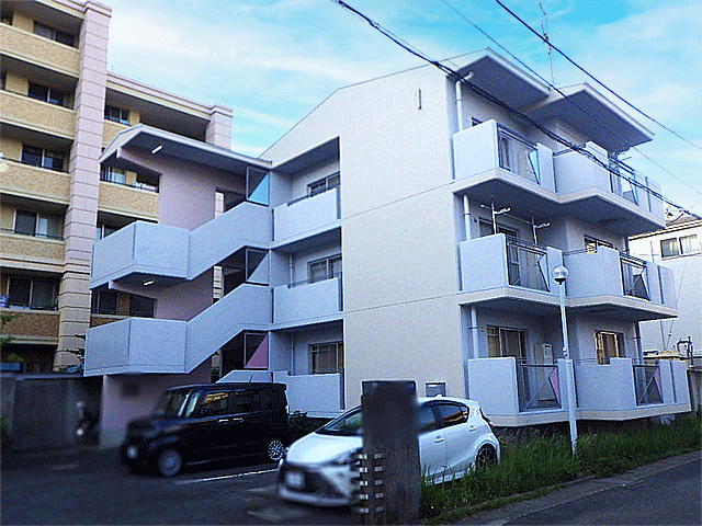 神奈川県鎌倉市台の集合住宅にて、外壁その他修繕工事