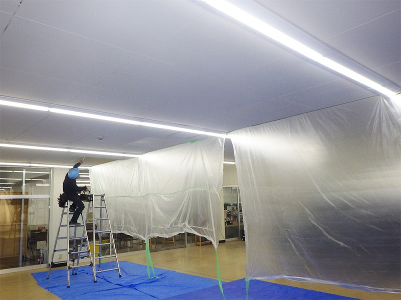 横浜市栄区公田町、ホンダカーズ横浜テナント内天井補修工事完了致しました。
